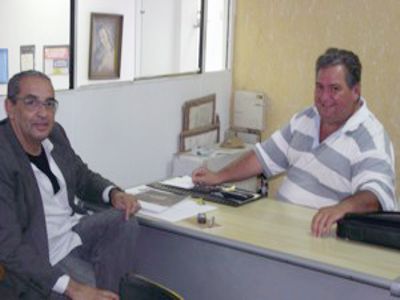 Assessor Especial do prefeito de Divinópolis nega boatos de votação iminente de projeto do fim do gatilho dos servidores municipais Fausta Barros e Geraldo Passos